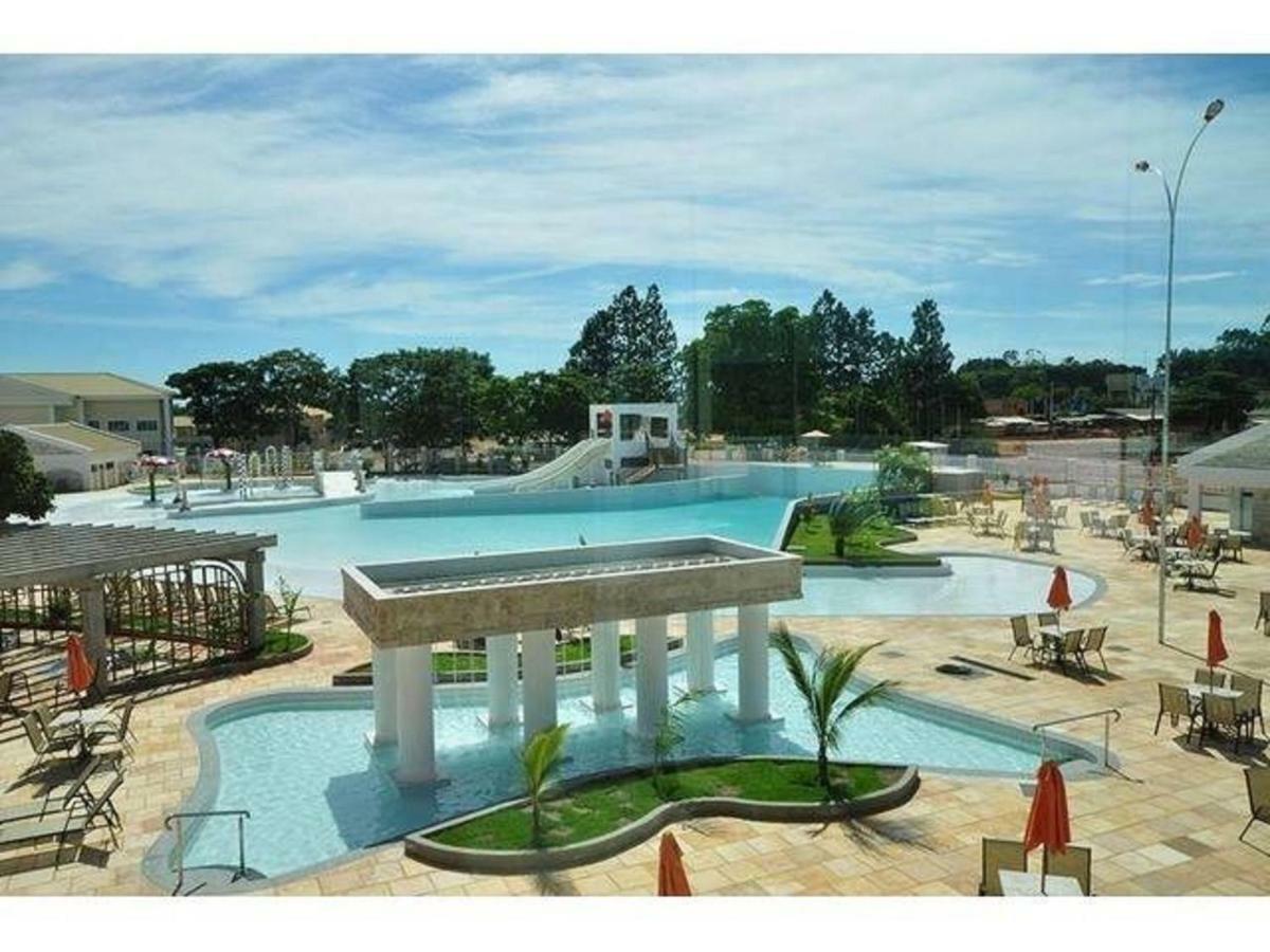 Lacqua Di Roma Com Piscina De Ondas 卡达斯诺瓦斯 外观 照片